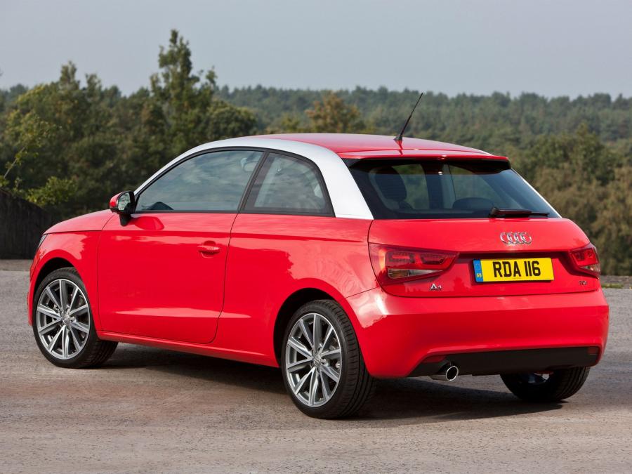  Audi A1 TDI (8X) 2010 года  (UK) (фото 26 из 29)
